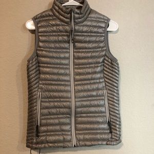 Patagonia Ultralight Down Vest - Women's XS